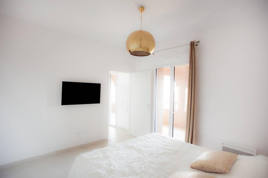Magnifique Appartement Avec Vue Imprenable La Londe-les-Maures ภายนอก รูปภาพ